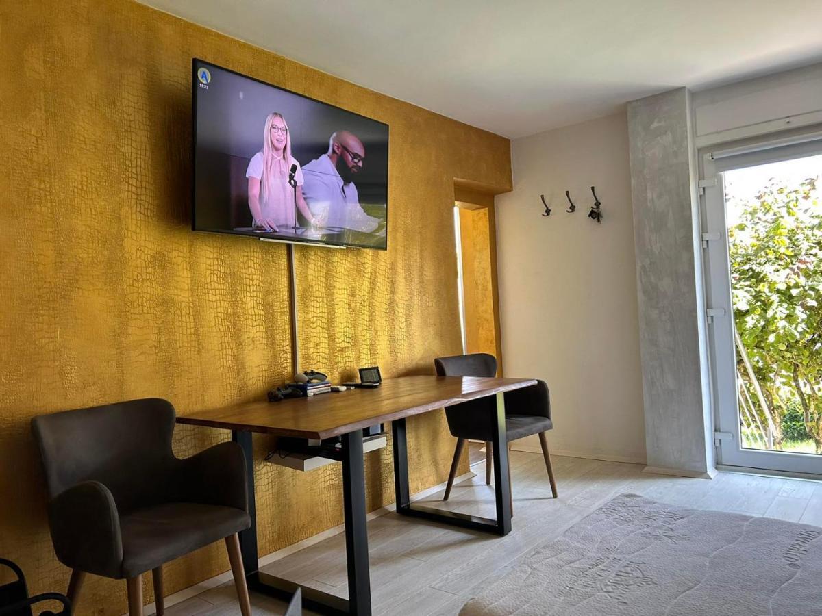 Apartment Gal Novo Mesto Zewnętrze zdjęcie